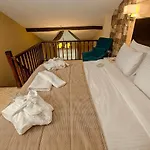 Hotel Elgarden & 4*