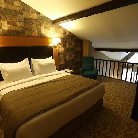 Elgarden & Hotel