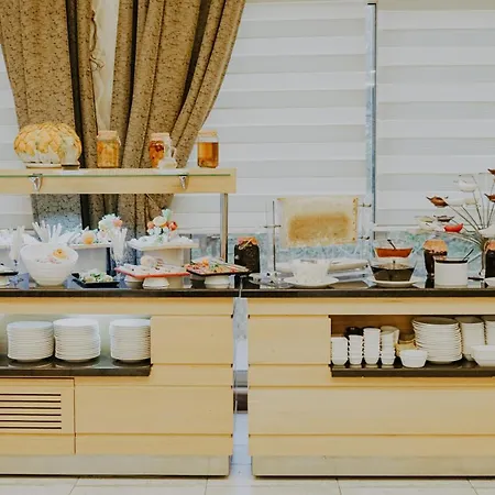 Hotel Elgarden &