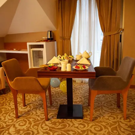 Elgarden & Hotel Masukiye