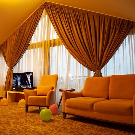 Elgarden & Hotel