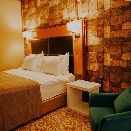 Hotel Elgarden &